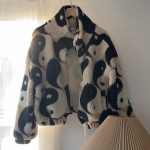 urban outfitters sherpa yin yang sweater